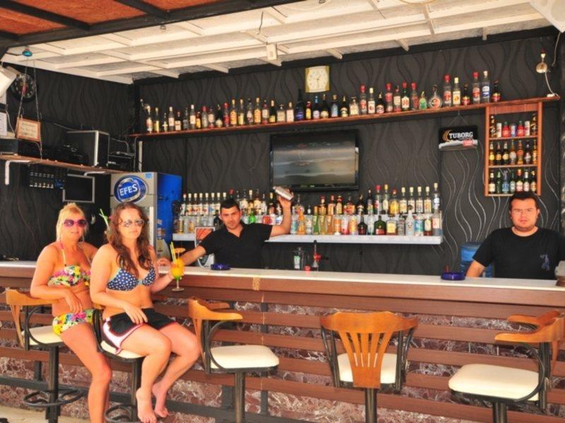 Ozturk Apart Hotel Marmaris Bagian luar foto
